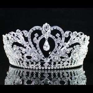 Meet your Posher, Carla